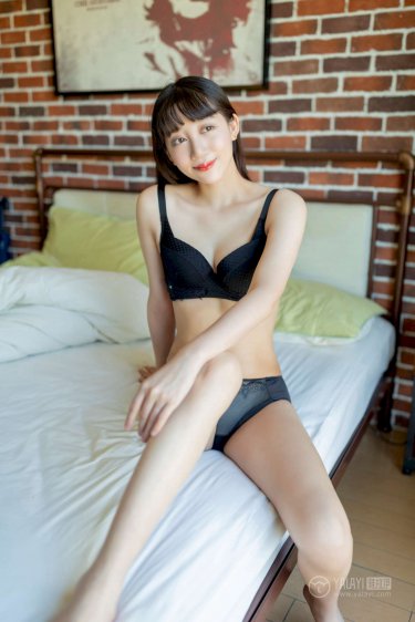 美女直播打扑克软件